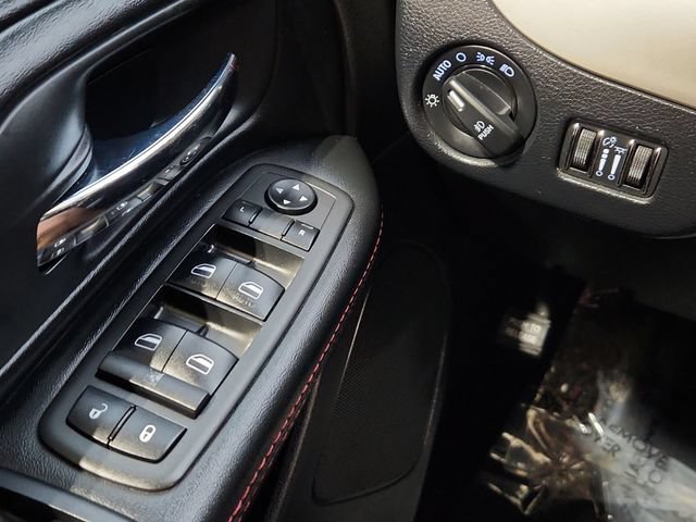 Used 2019 Dodge Grand Caravan GT FWD image 33