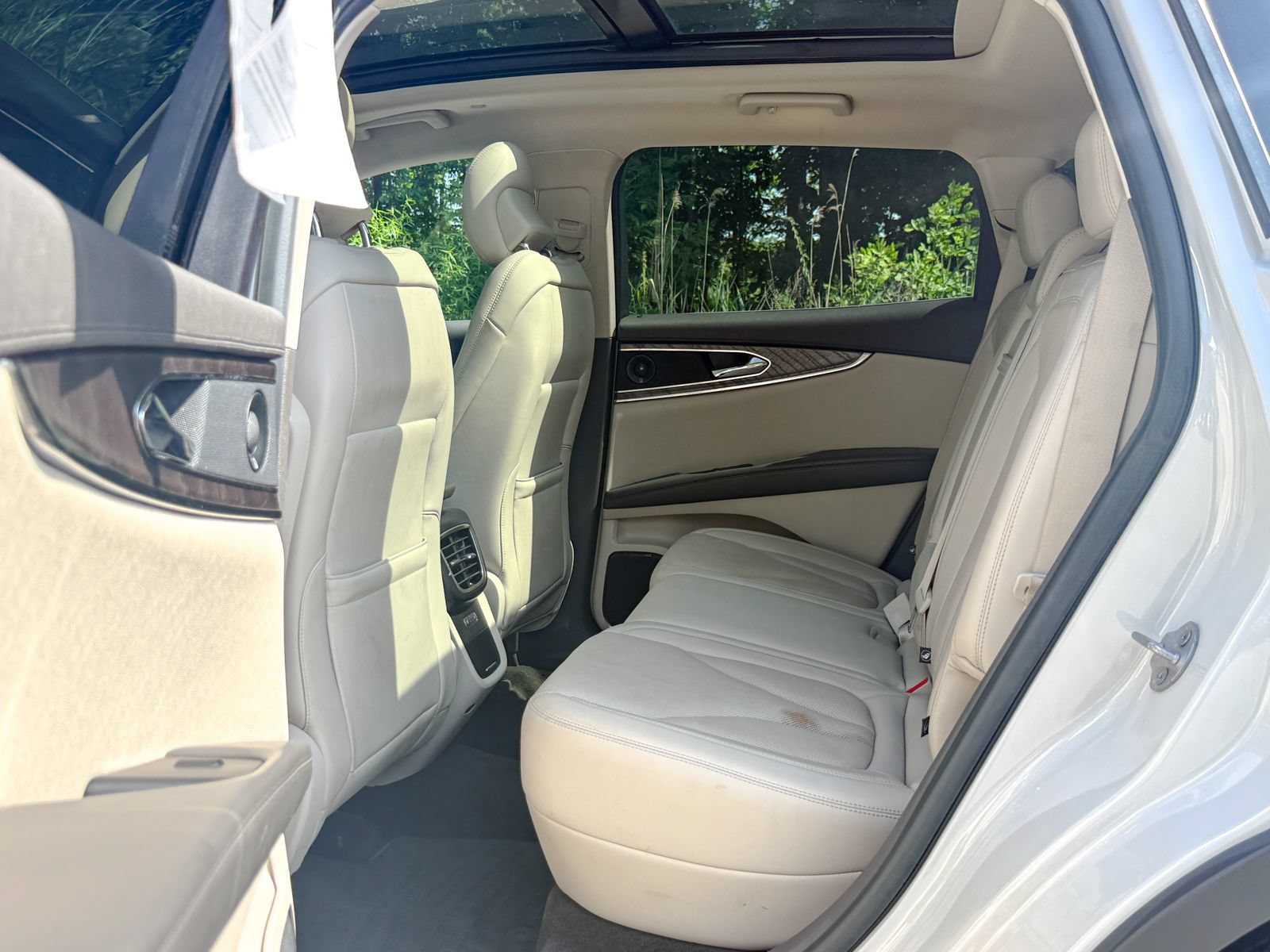 Used 2019 Lincoln Nautilus Reserve w/ Class II Trailer Tow Package AWD/4WD image 18