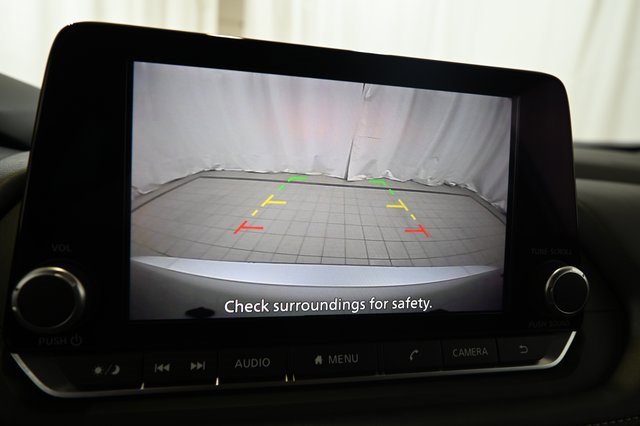 Used 2024 Nissan Rogue SV image 6