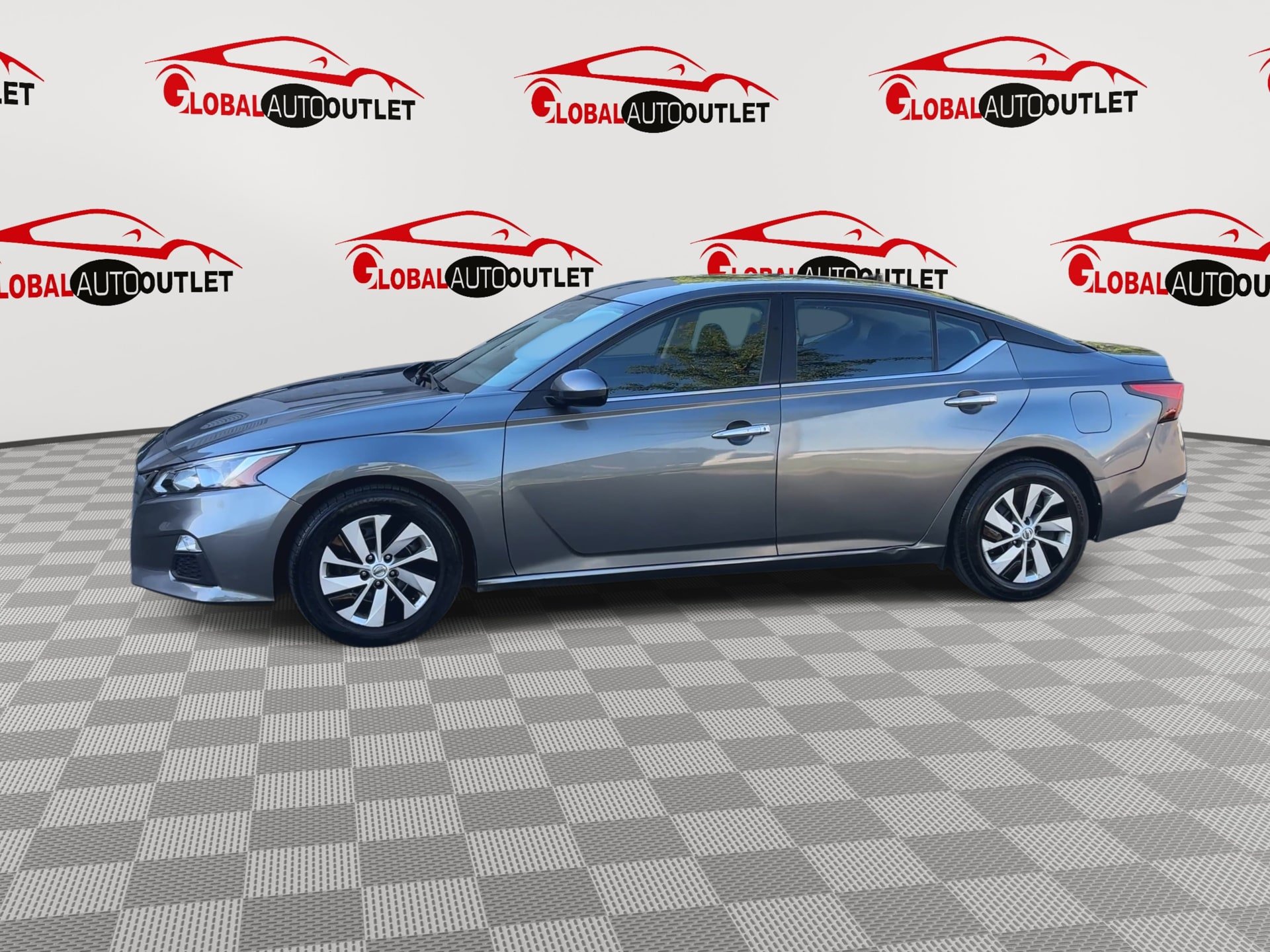Used 2022 Nissan Altima 2.5 S FWD image 5