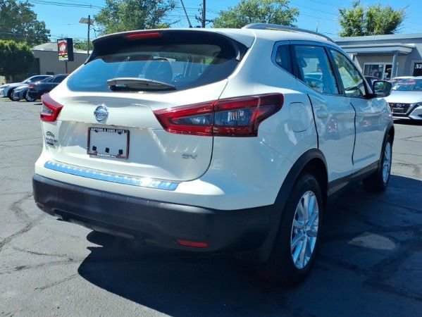 Used 2020 Nissan Rogue Sport SV w/ All-Weather Package FWD image 3