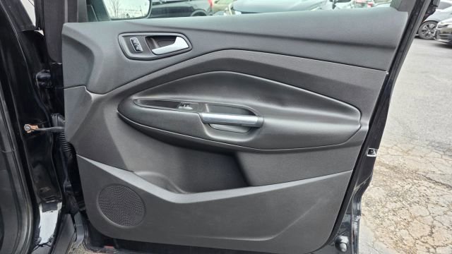 Used 2016 Ford Escape Titanium image 41