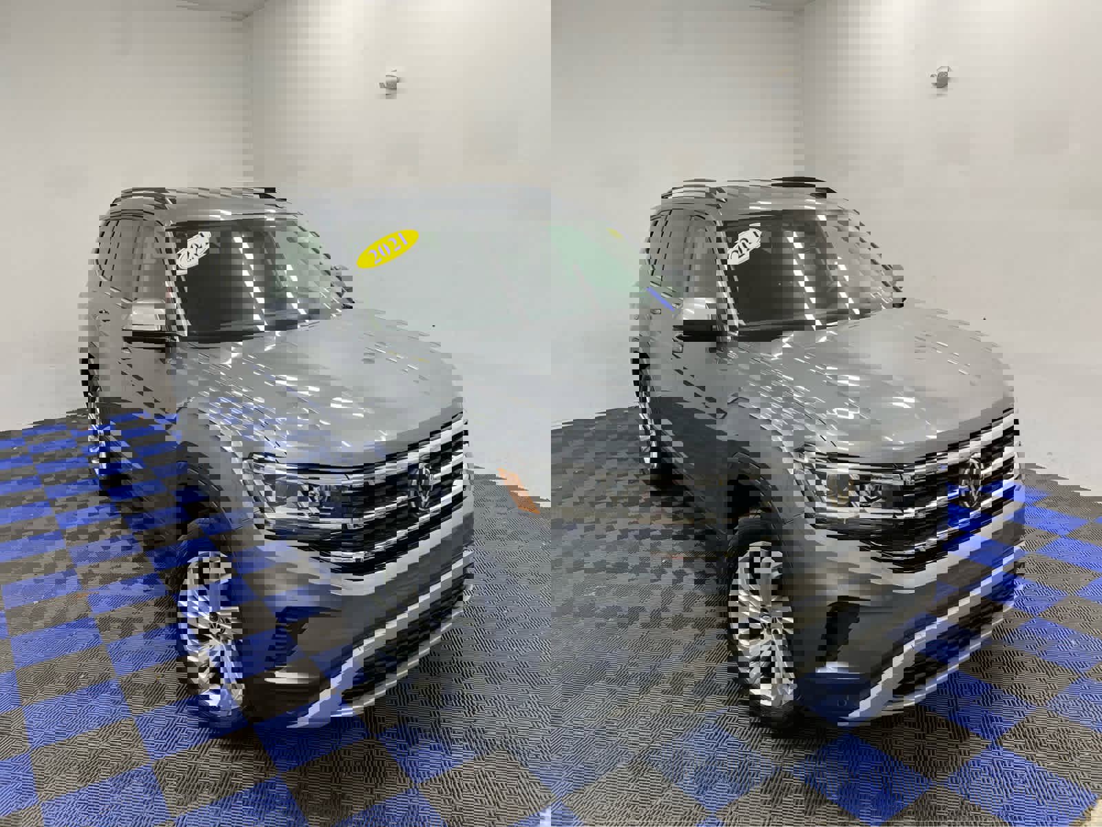 Used 2021 Volkswagen Atlas SE w/ Towing Package image 31