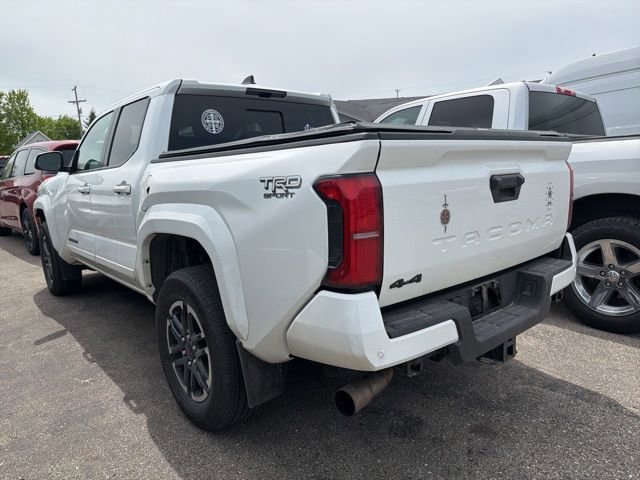 Used 2024 Toyota Tacoma TRD Sport w/ TRD Sport Upgrade Package AWD/4WD image 6