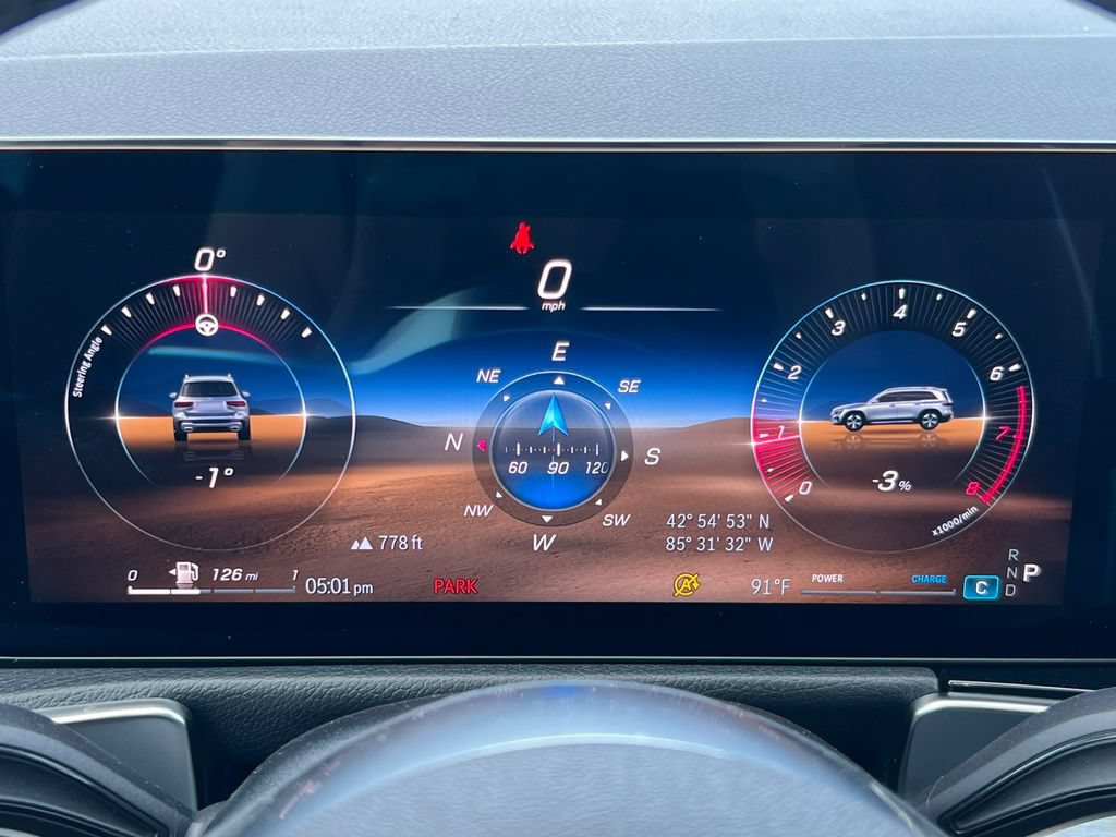 New 2026 Mercedes-Benz GLB 250 4MATIC image 16