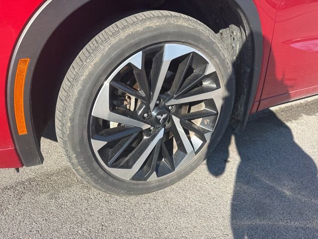 Used 2024 Mitsubishi Outlander 4WD Plug-In Hybrid image 9