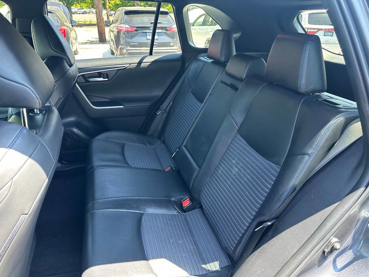 Used 2019 Toyota RAV4 XSE image 16