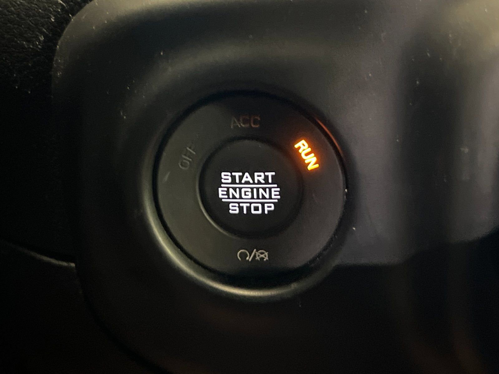 Used 2020 Jeep Wrangler Unlimited Sahara image 22