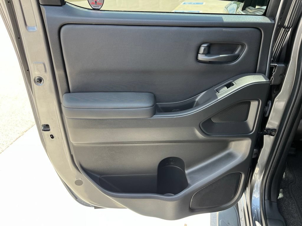 Used 2024 Nissan Frontier S AWD/4WD image 15