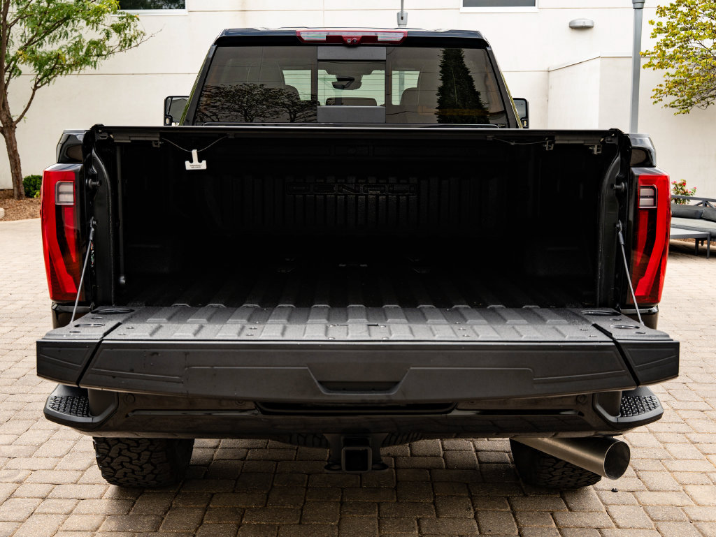 Used 2024 GMC Sierra 2500 Denali Ultimate w/ Max Trailering Package AWD/4WD image 23