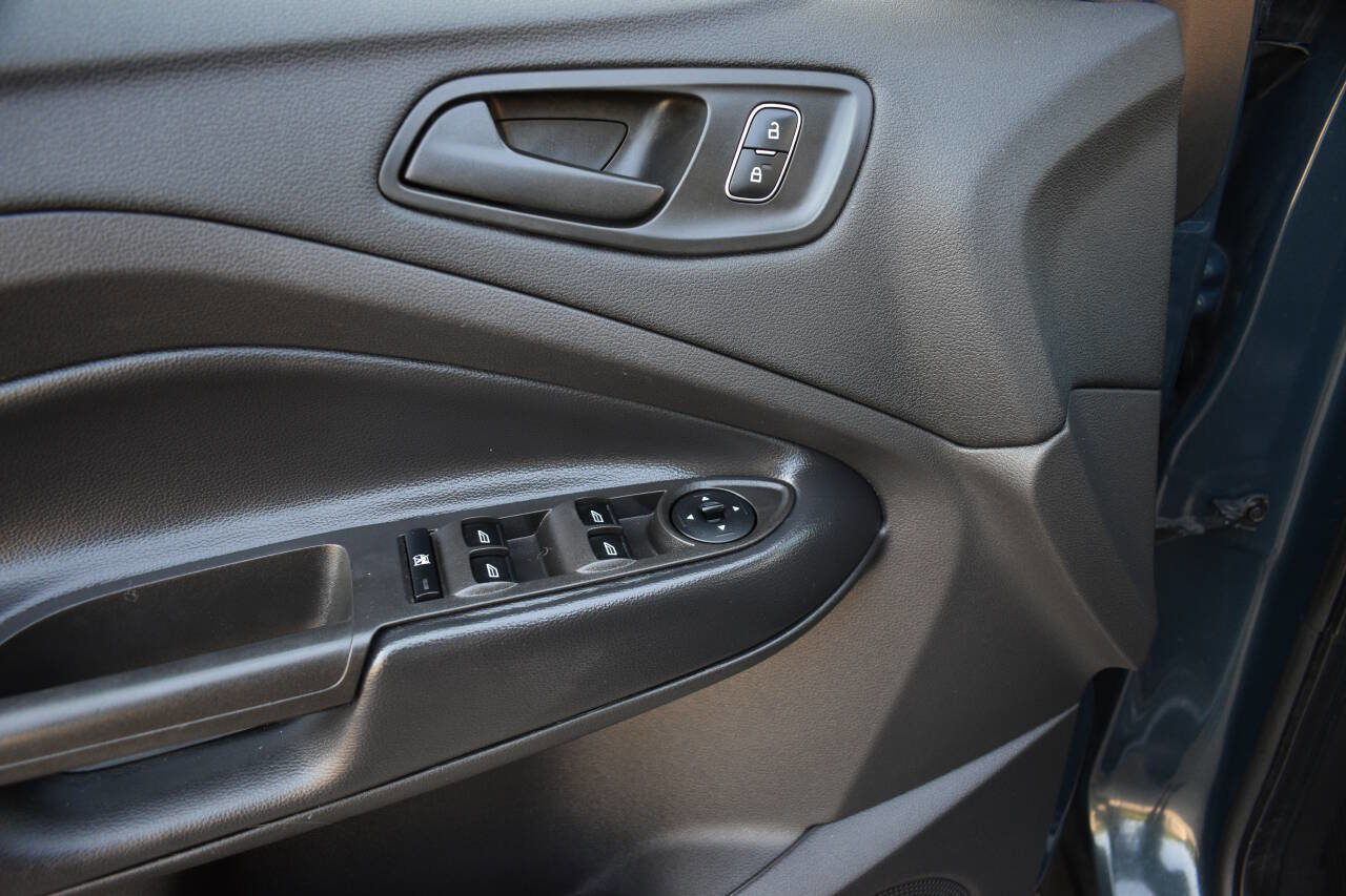 Used 2019 Ford Escape S FWD image 15