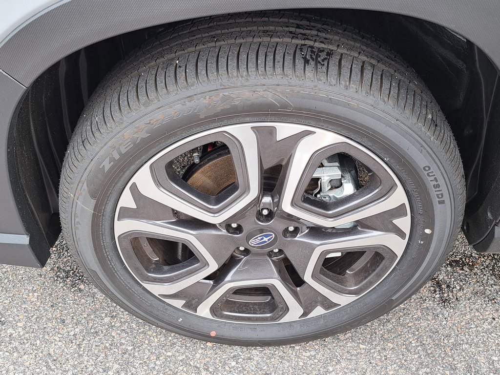 New 2025 Subaru Ascent Limited image 16