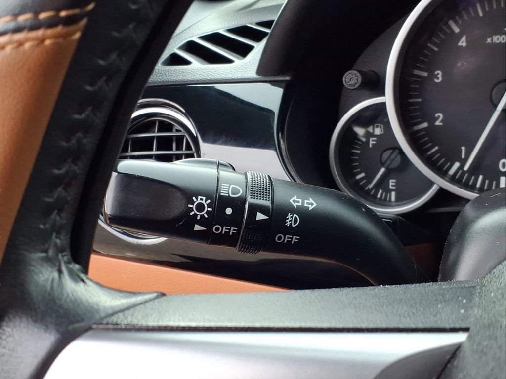 Used 2006 MAZDA MX-5 Miata Grand Touring image 29