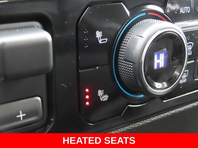 Used 2025 Chevrolet Silverado 2500 LT w/ Convenience Package AWD/4WD image 5