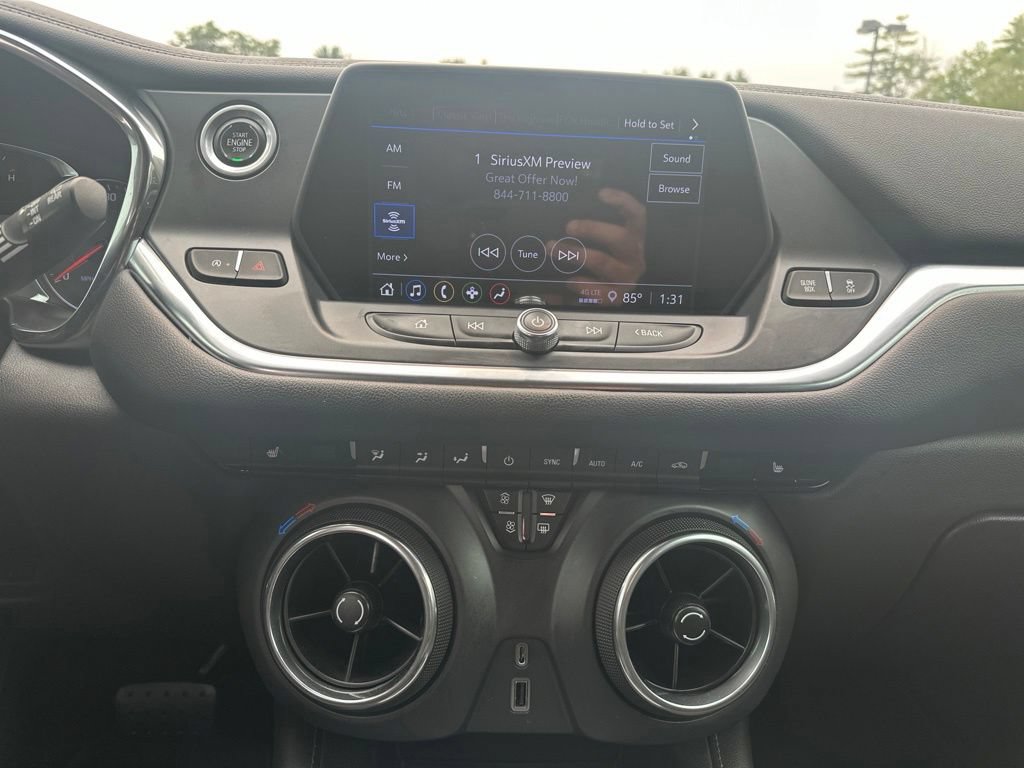 Used 2021 Chevrolet Blazer LT FWD image 23