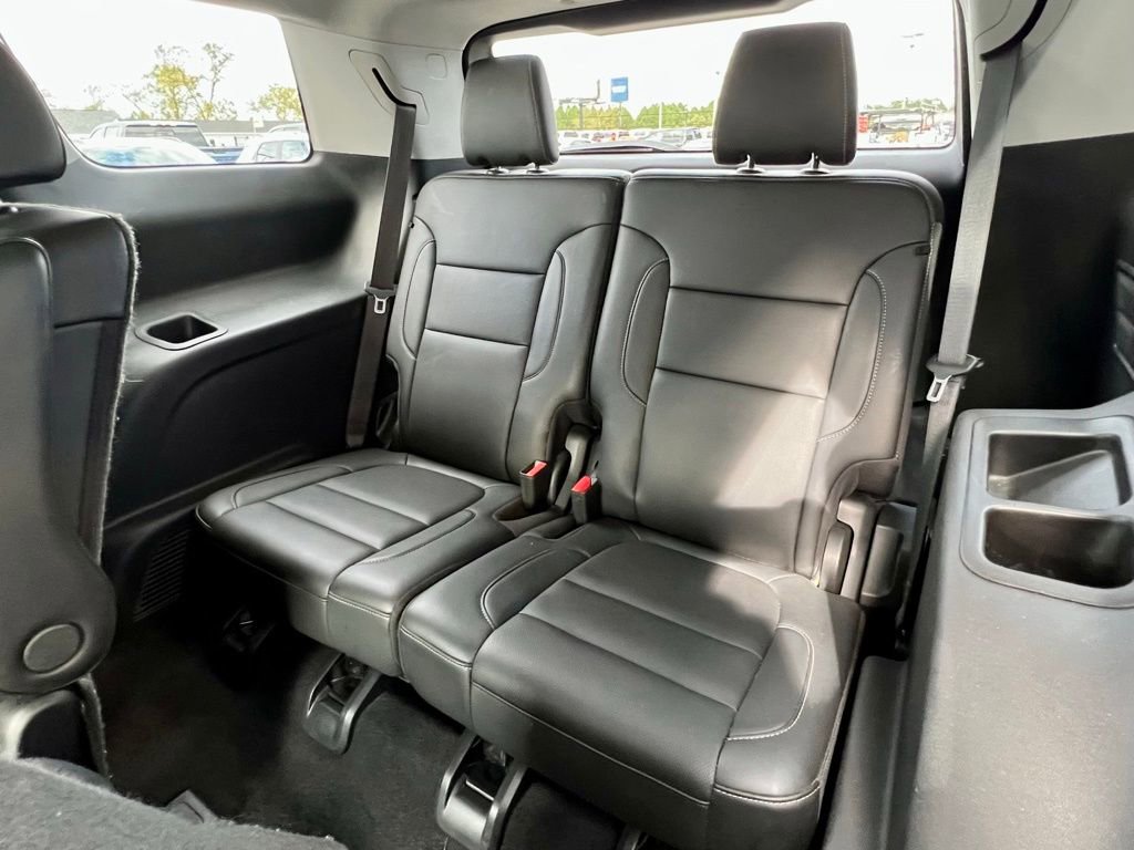 Used 2023 GMC Acadia SLT image 19