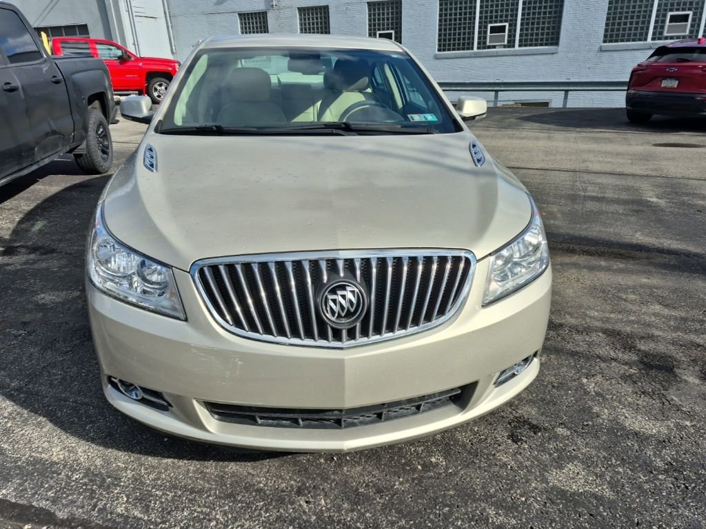 Used 2013 Buick LaCrosse Leather image 2