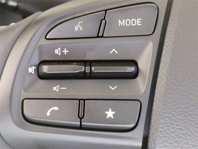 Certified 2024 Hyundai Venue Limited image 40