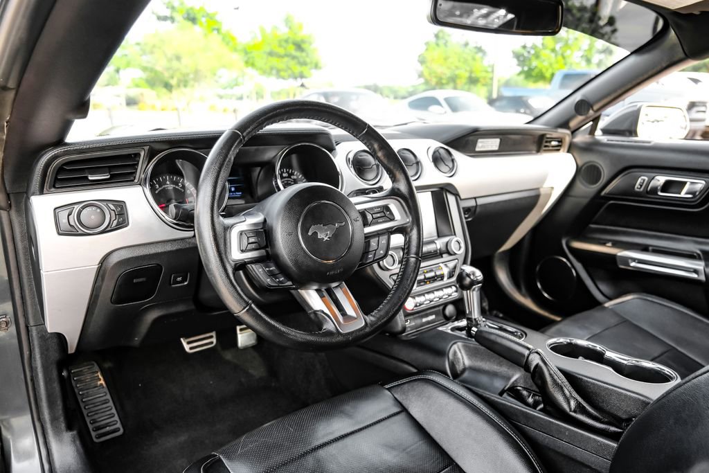 Used 2016 Ford Mustang GT Premium image 7