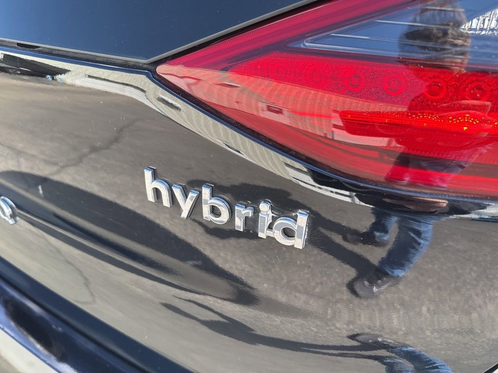Used 2018 Hyundai Ioniq SEL image 10
