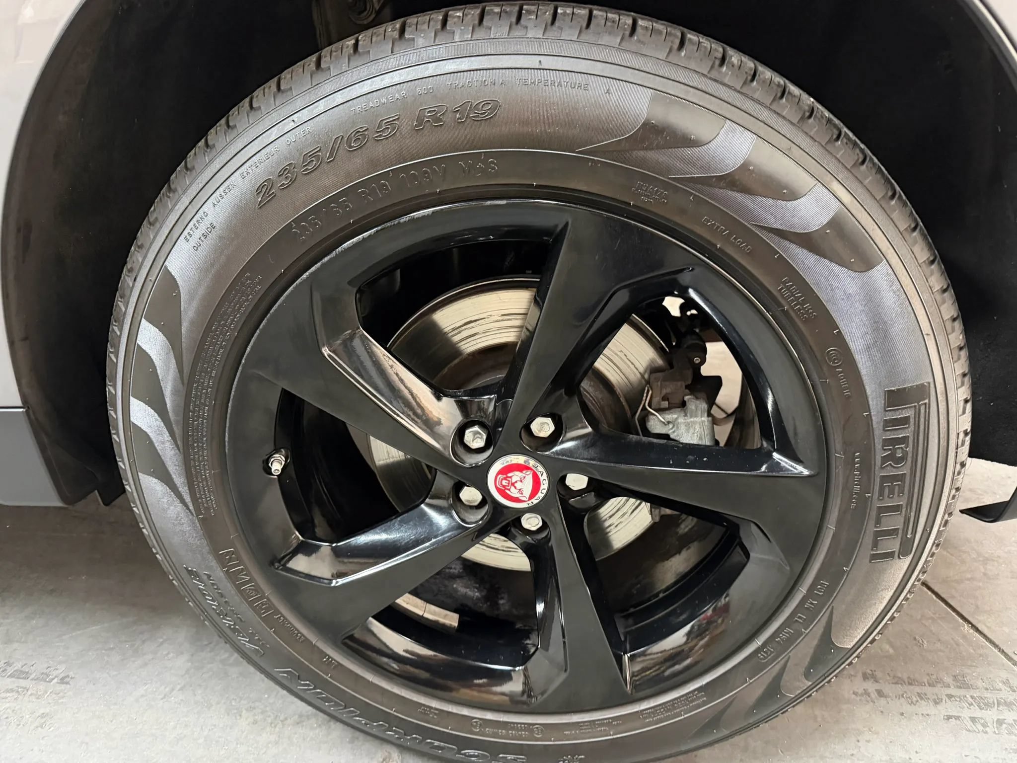 Used 2020 Jaguar F-PACE Premium AWD/4WD image 7