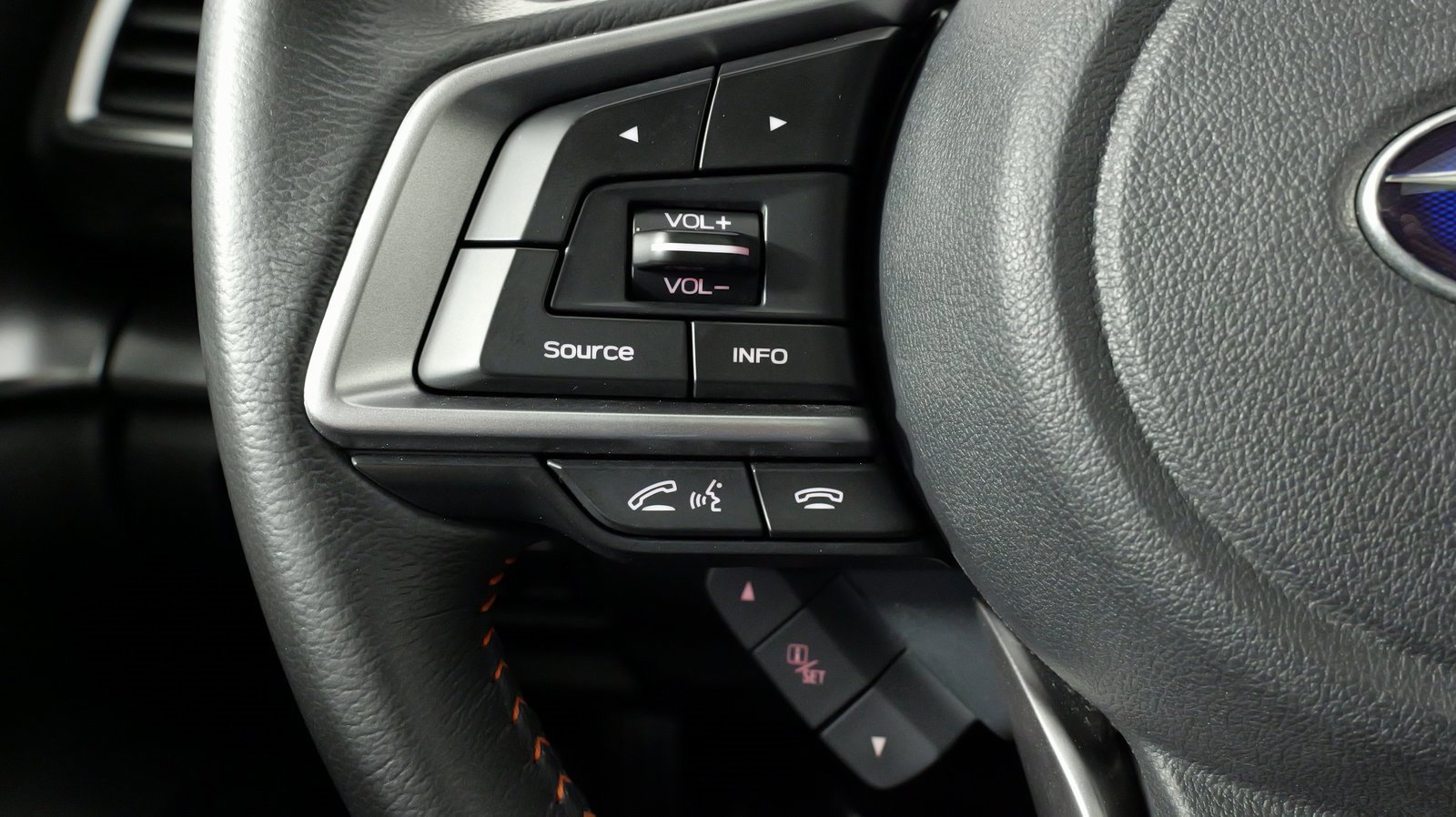 Used 2018 Subaru Crosstrek 2.0i Limited image 46