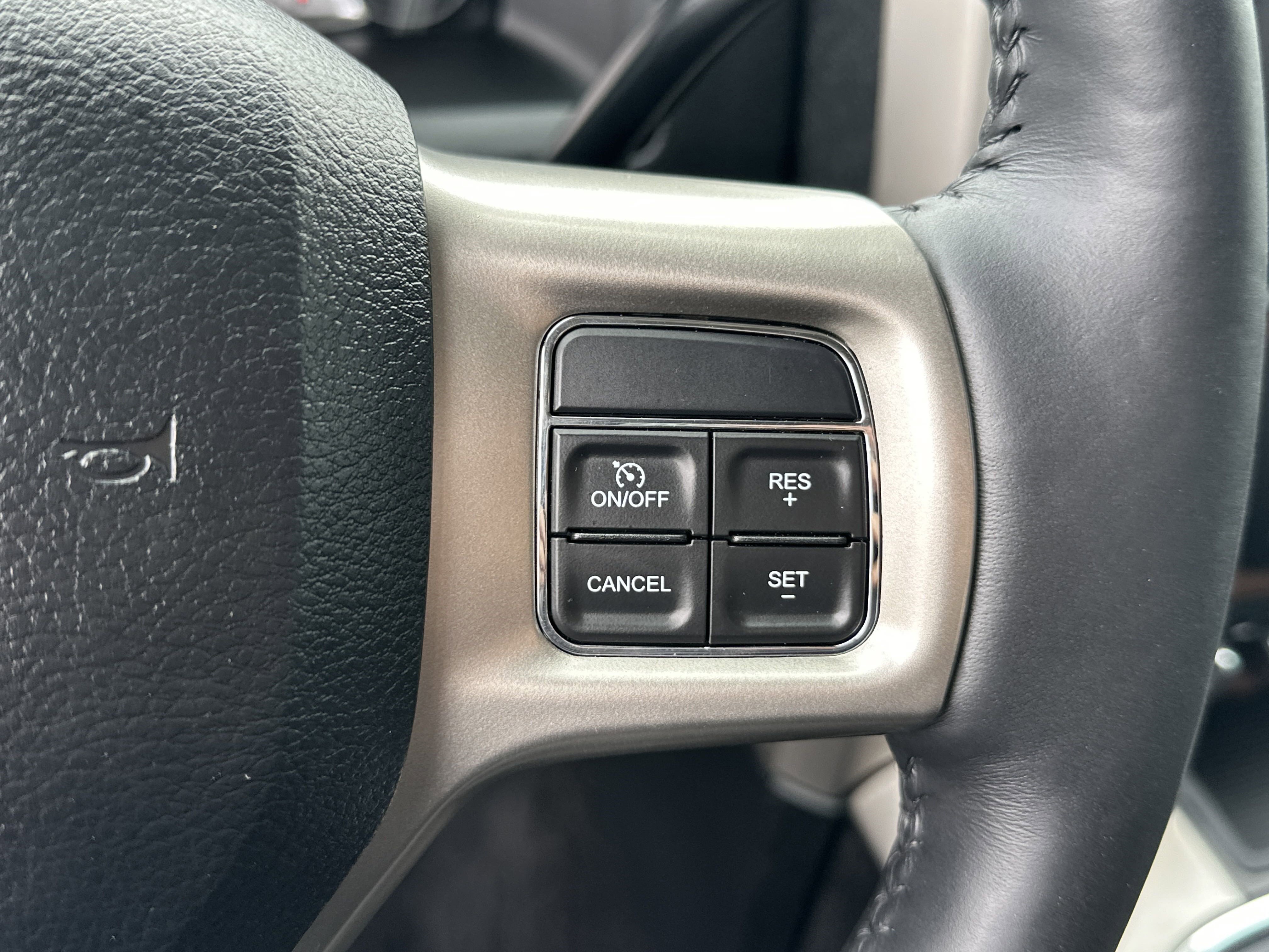 Used 2018 RAM 2500 Laramie w/ Off Road Package image 18