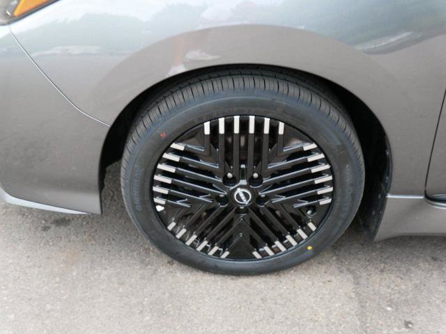 Certified 2025 Nissan Leaf SV Plus FWD image 9