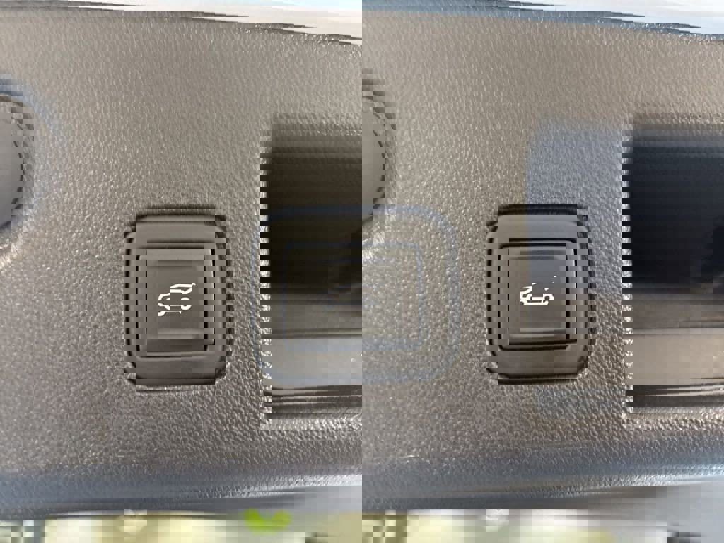 Certified 2024 Chevrolet Equinox LT image 9