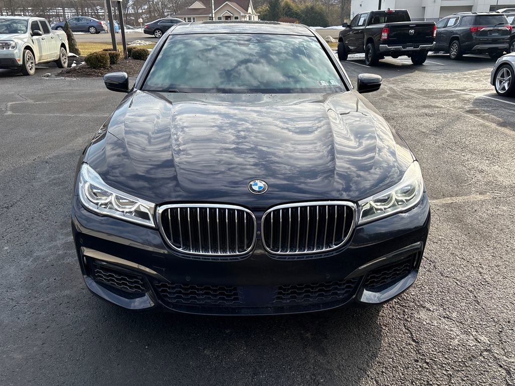 Used 2016 BMW 750i xDrive image 8