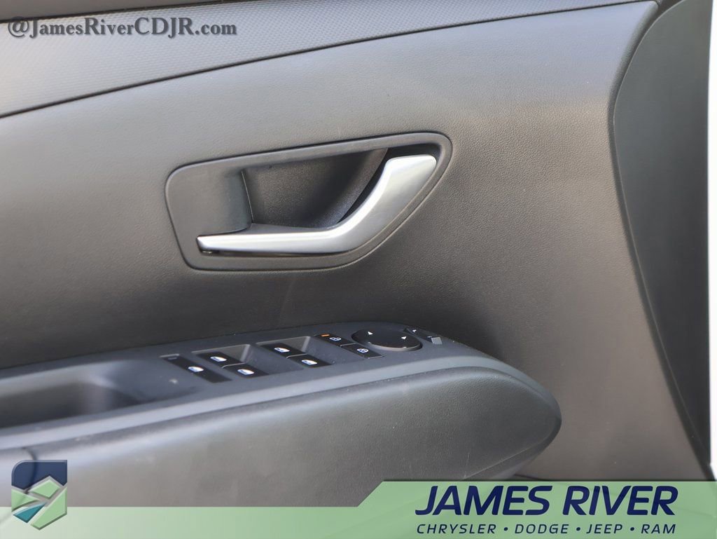 Used 2025 Hyundai Santa Cruz SEL image 21