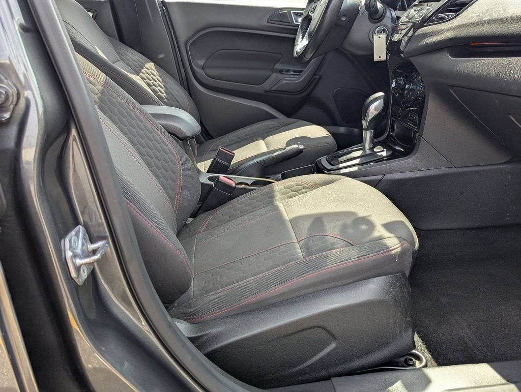 Used 2016 Ford Fiesta SE w/ Equipment Group 201A FWD image 23