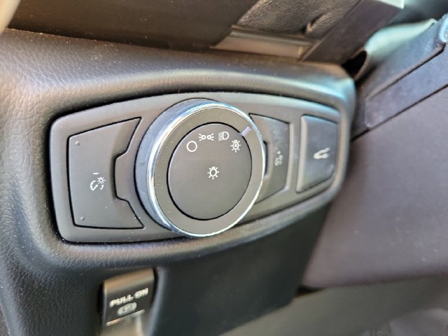 Used 2016 Lincoln MKX Select w/ Select Plus Package AWD/4WD image 11