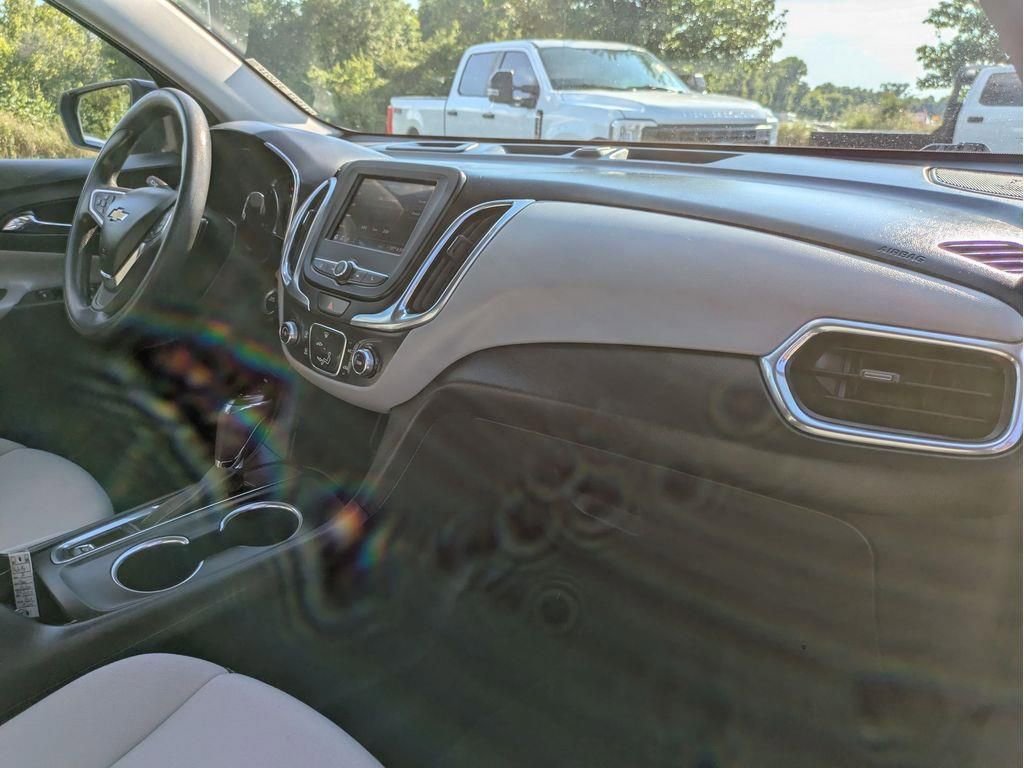 Used 2021 Chevrolet Equinox LT image 30
