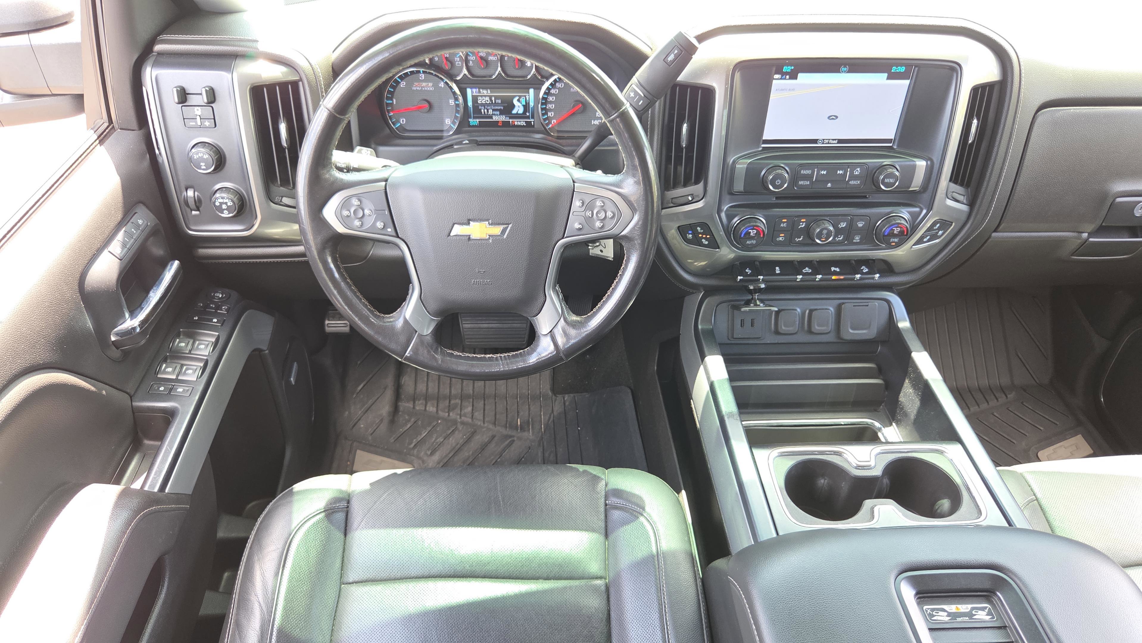Used 2018 Chevrolet Silverado 2500 LTZ w/ Vortec Plus Package AWD/4WD image 11