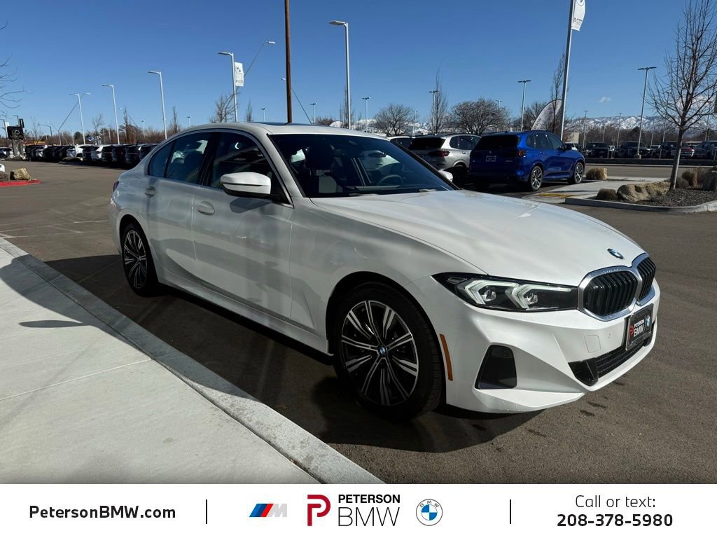Used 2025 BMW 330i xDrive Sedan w/ Convenience Package image 6