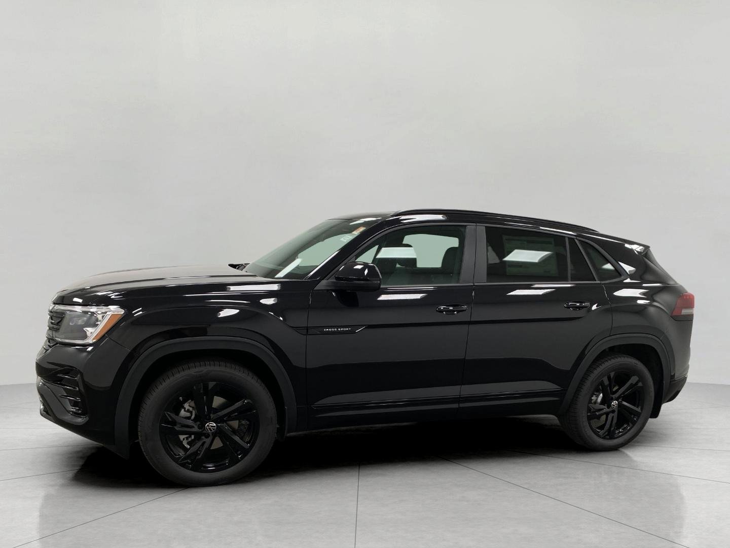 New 2026 Volkswagen Atlas Cross Sport SEL R-Line image 9