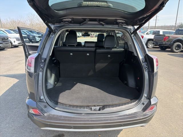 Used 2018 Toyota RAV4 Limited w/ Advanced Technology Package image 16