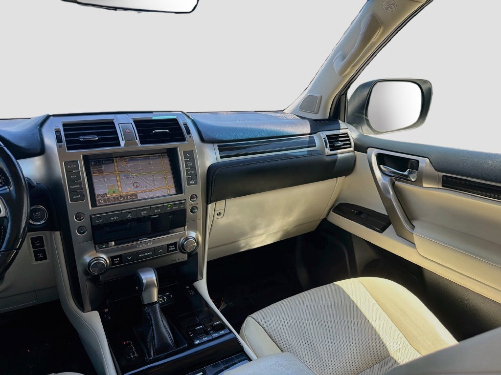 Used 2020 Lexus GX 460 Premium w/ Premium Package AWD/4WD image 22
