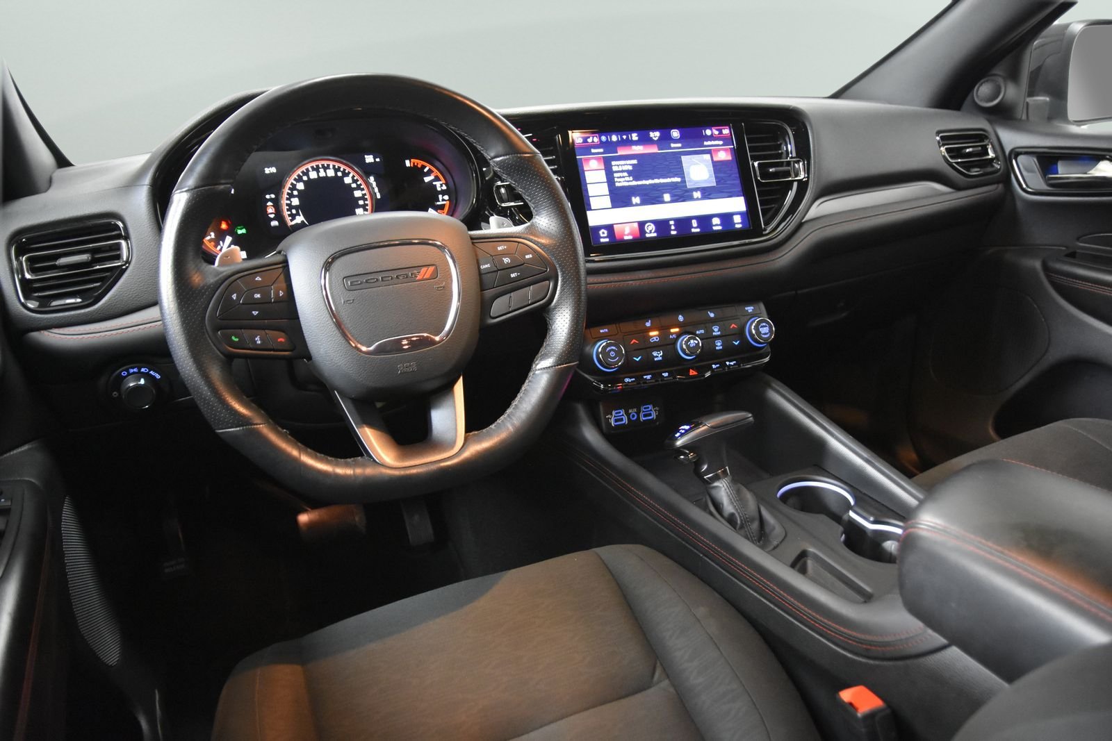 Used 2025 Dodge Durango GT RWD image 26
