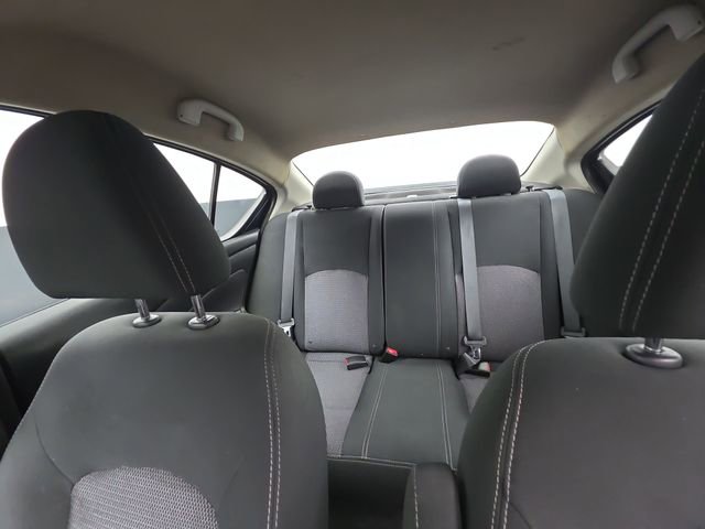 Used 2017 Nissan Versa SV image 29