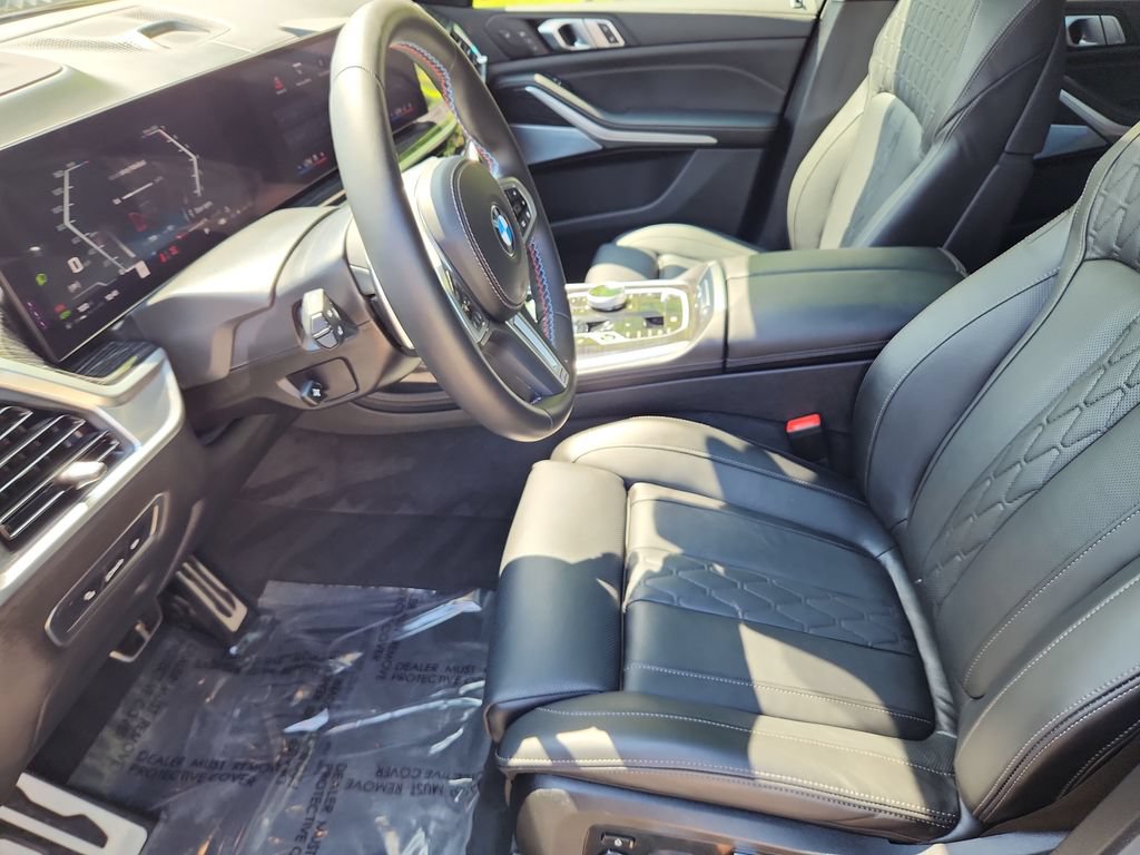 Used 2026 BMW X7 M60i AWD/4WD image 24