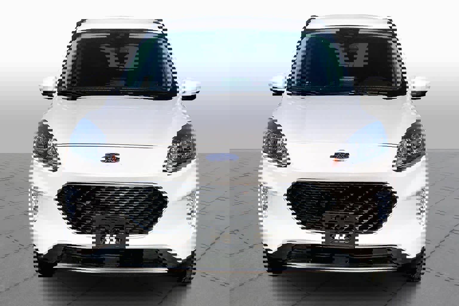 Used 2022 Ford Escape SEL w/ Technology Package image 4