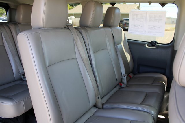 Used 2016 Nissan NV 3500 SL image 18