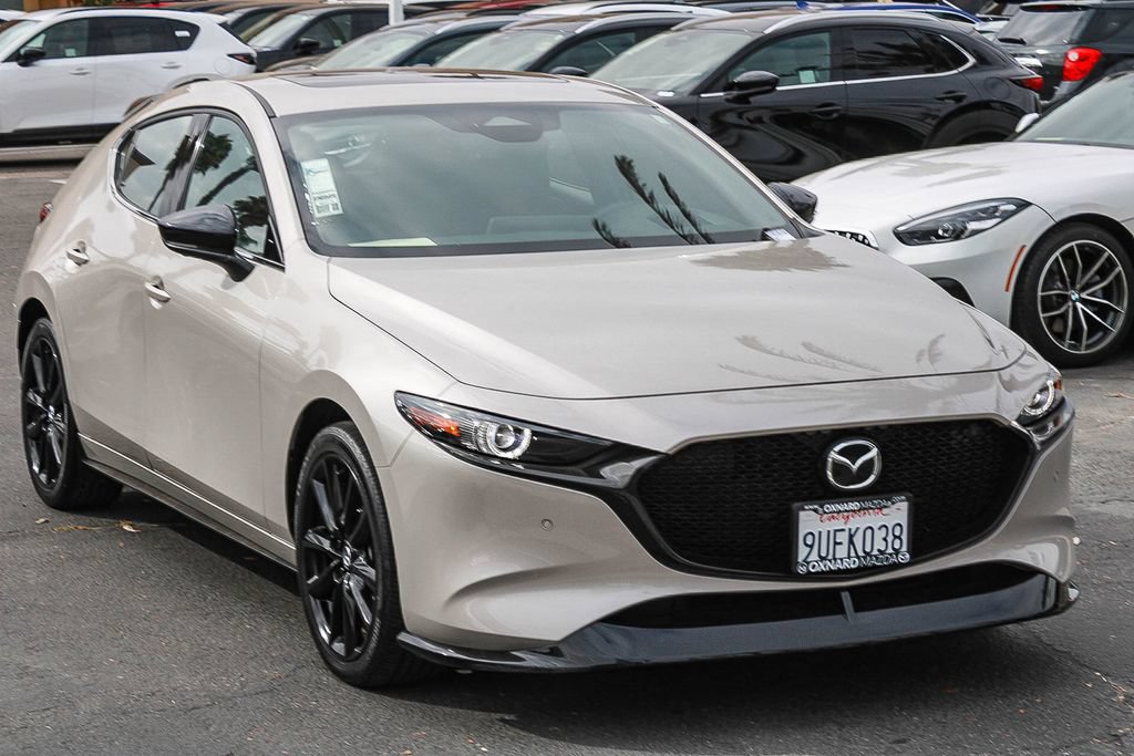 Certified 2025 MAZDA MAZDA3 Hatchback w/Premium Plus Pkg AWD/4WD image 3