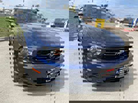 Used 2010 Ford Mustang Coupe image 33