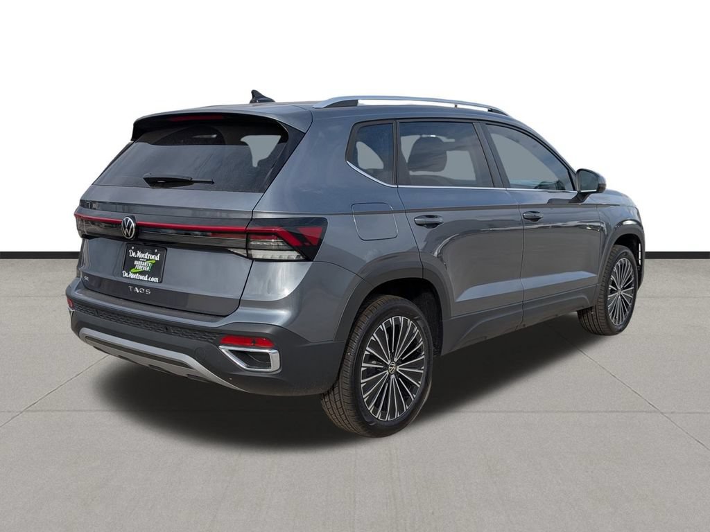 New 2026 Volkswagen Taos SE FWD image 5