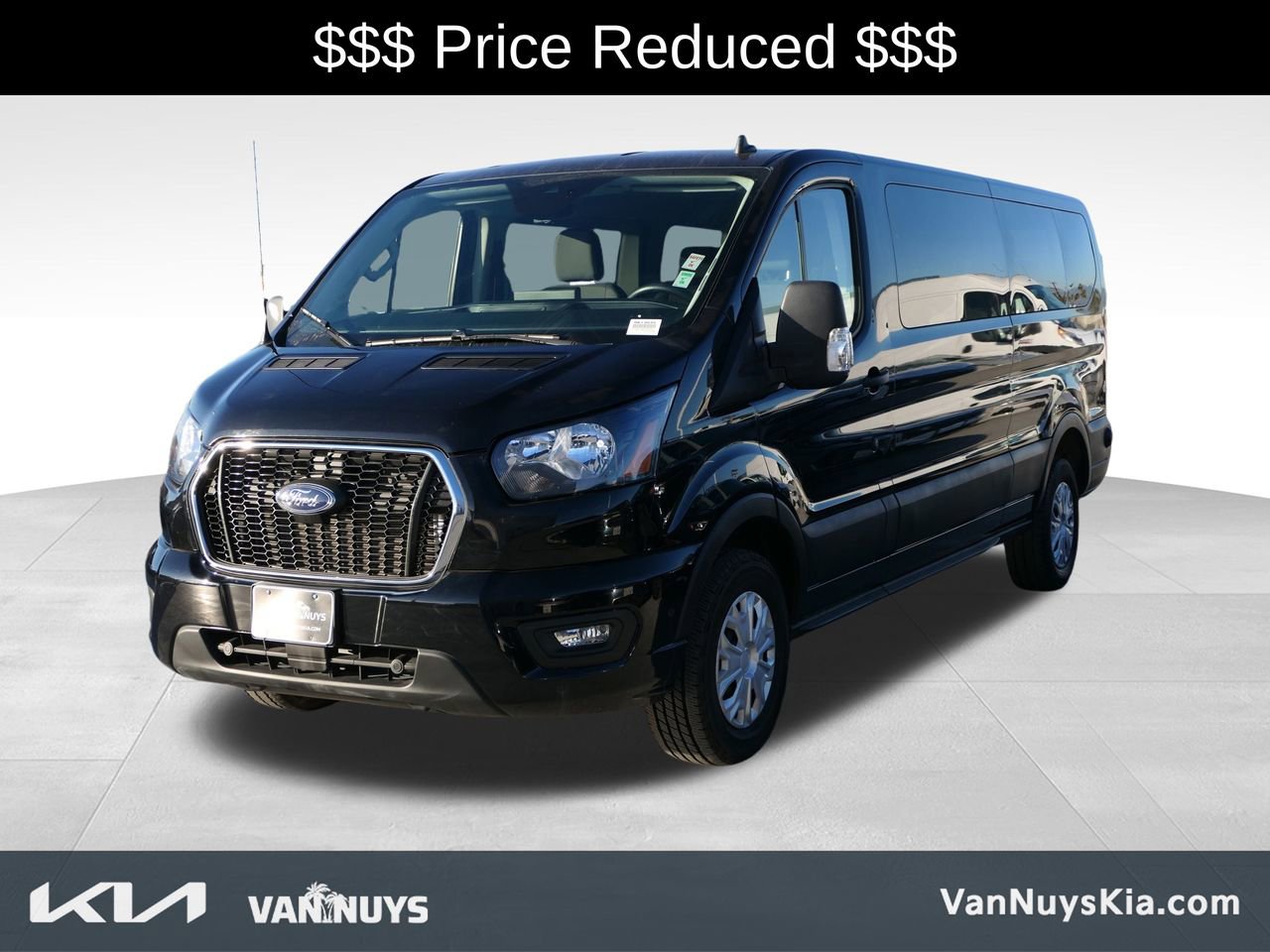 Used 2024 Ford Transit 350 XLT image 6