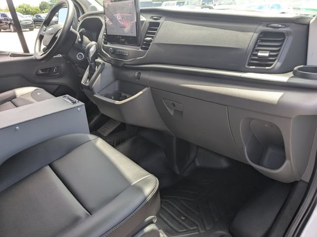 New 2026 Ford Transit 250 148 Medium Roof w/ Load Area Protection Package RWD image 24