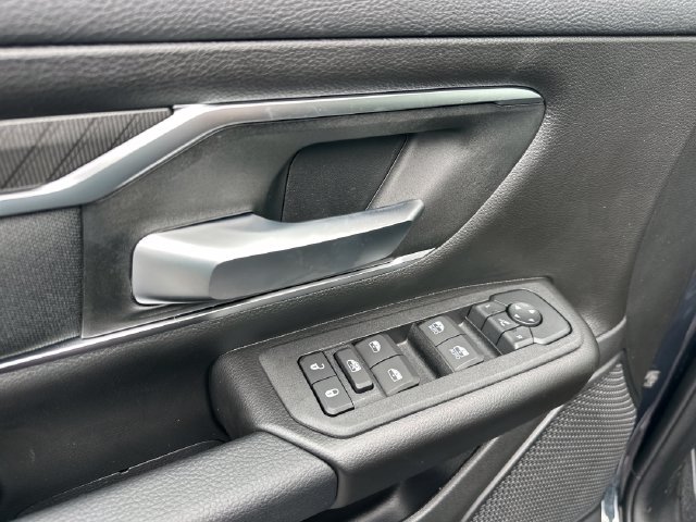 New 2027 RAM 1500 4x4 Crew Cab image 13
